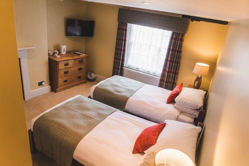 Black Swan Hotel Devizes Extérieur photo