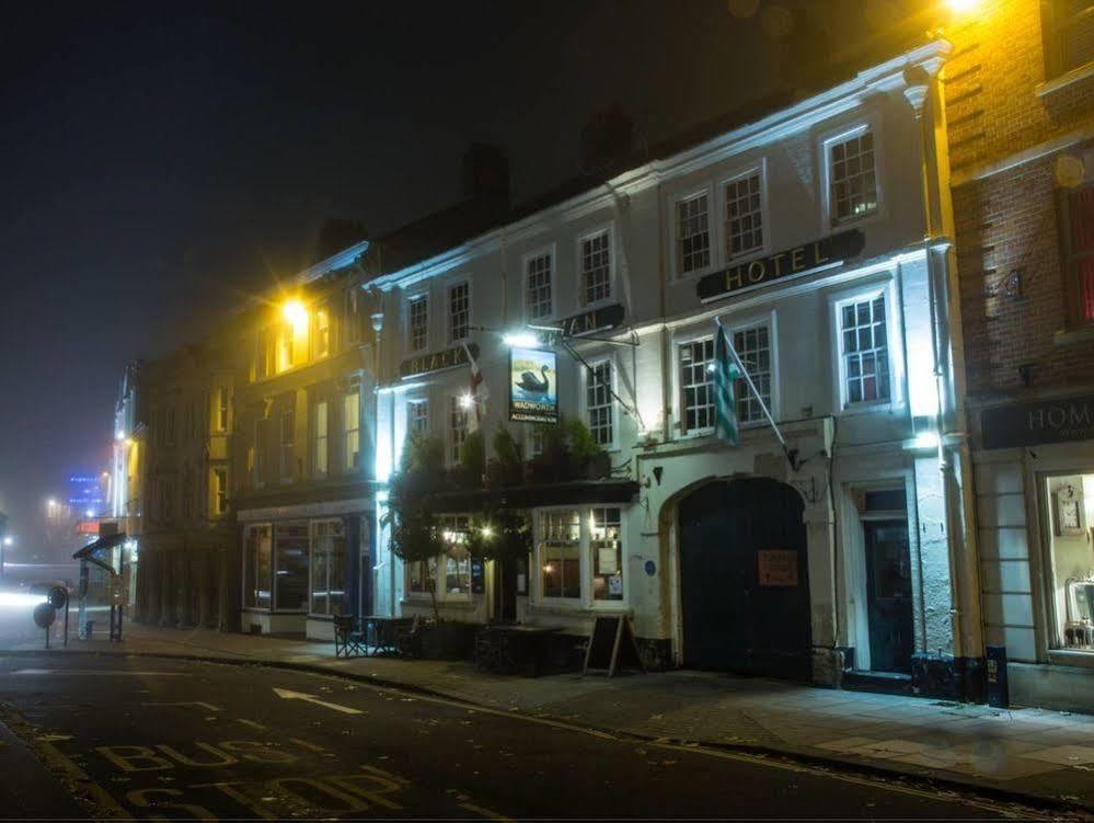 Black Swan Hotel Devizes Extérieur photo